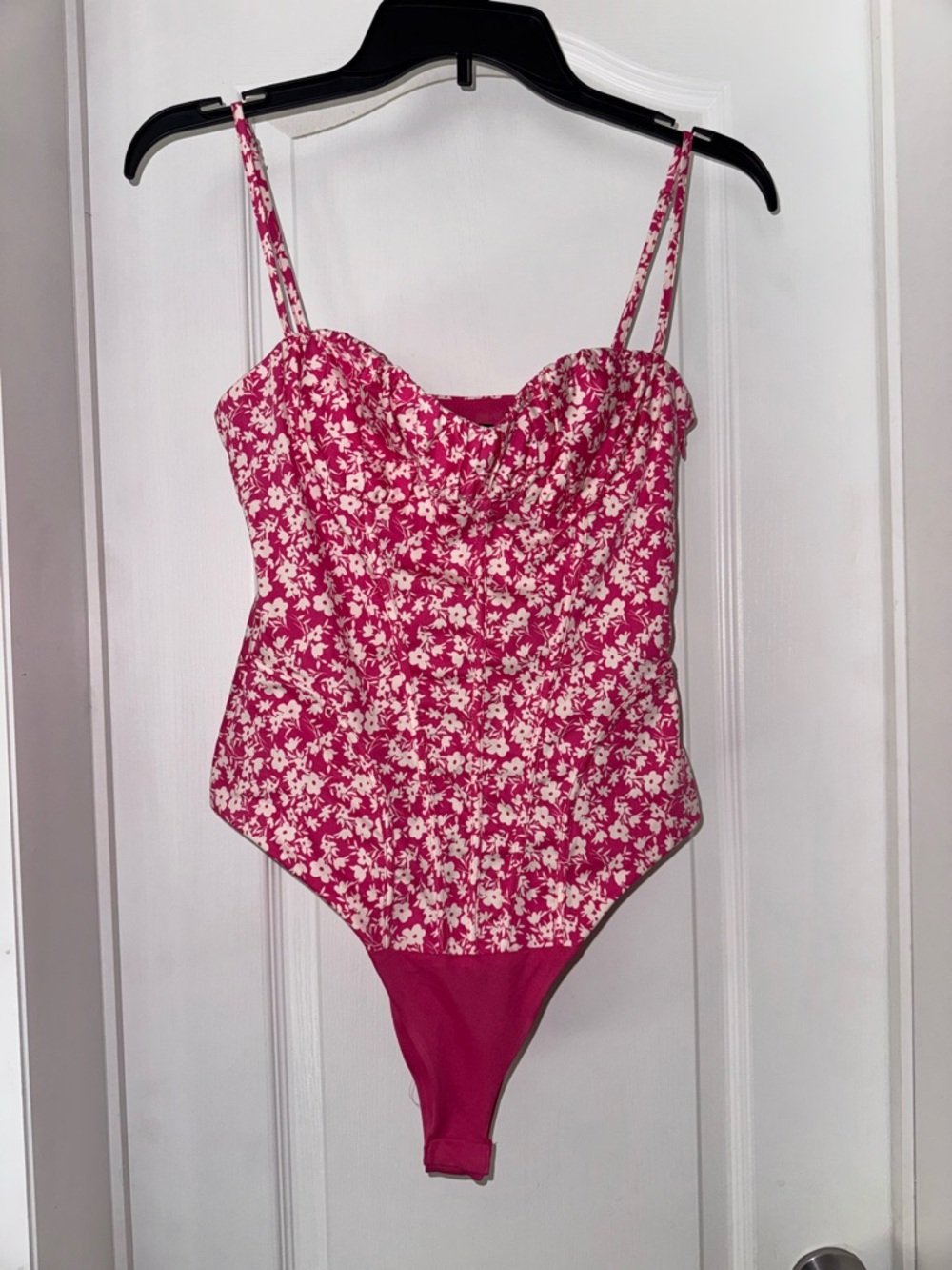 Zara Fuchsia and White Floral Strap Bodysuit